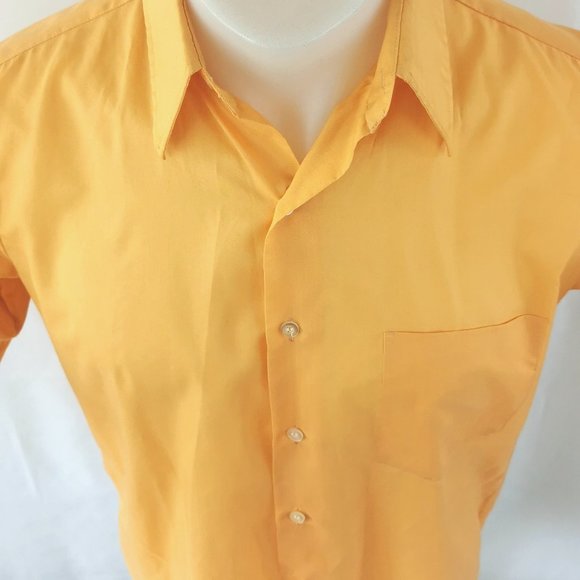 Silk and smooth by New Yorker vintage shirt - Picture 3 of 5